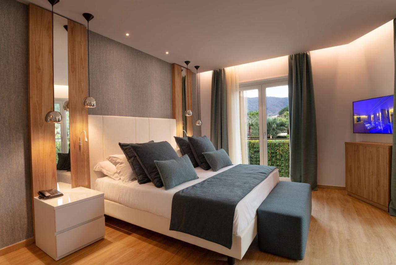 San Severino Park Hotel & Spa, BW Signature Collection Меркато Сан Северино Екстериор снимка
