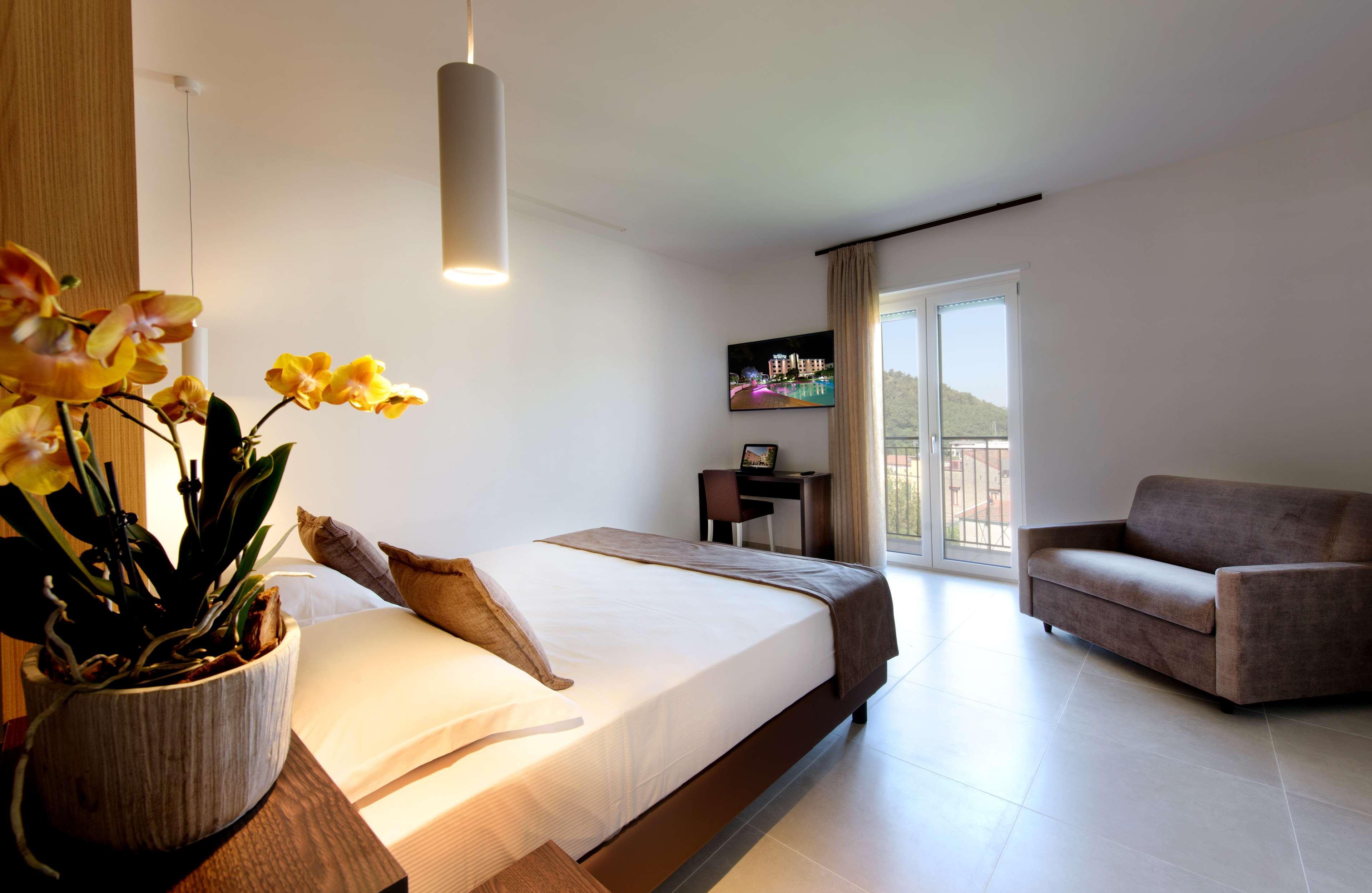San Severino Park Hotel & Spa, BW Signature Collection Меркато Сан Северино Екстериор снимка