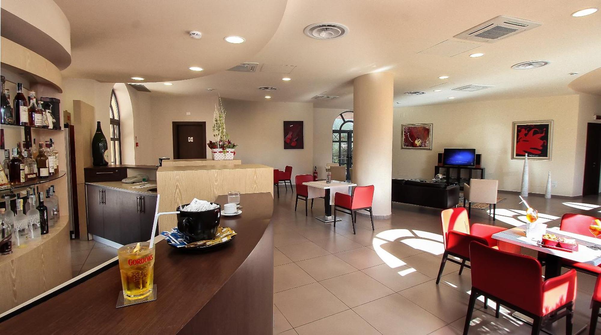San Severino Park Hotel & Spa, BW Signature Collection Меркато Сан Северино Екстериор снимка